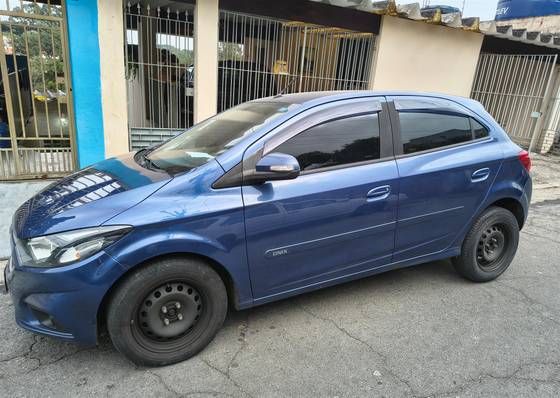 CHEVROLET ONIX 1.0 MPFI LT 8V FLEX 4P MANUAL CHEVROLET ONIX 1.0 MPFI LT 8V FLEX 4P MANUAL